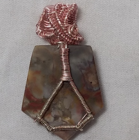 Pentagon Shaped Crazy Lace Agate Pendant - Picture 4 of 8